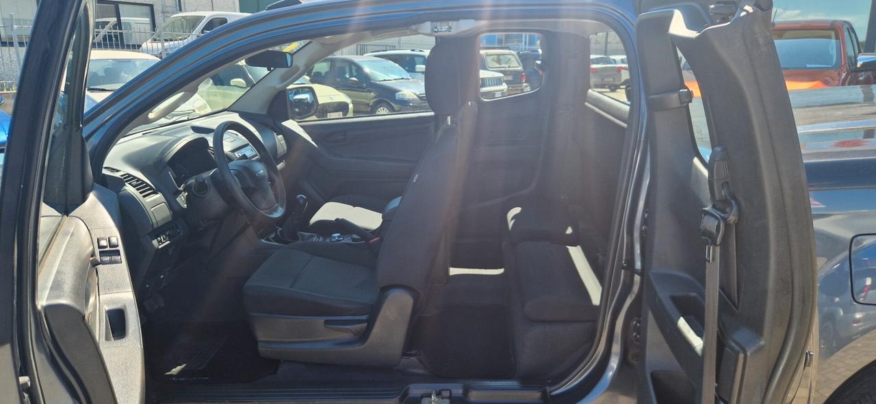 Isuzu D-Max 1.9 Space Cab Satellite 4WD