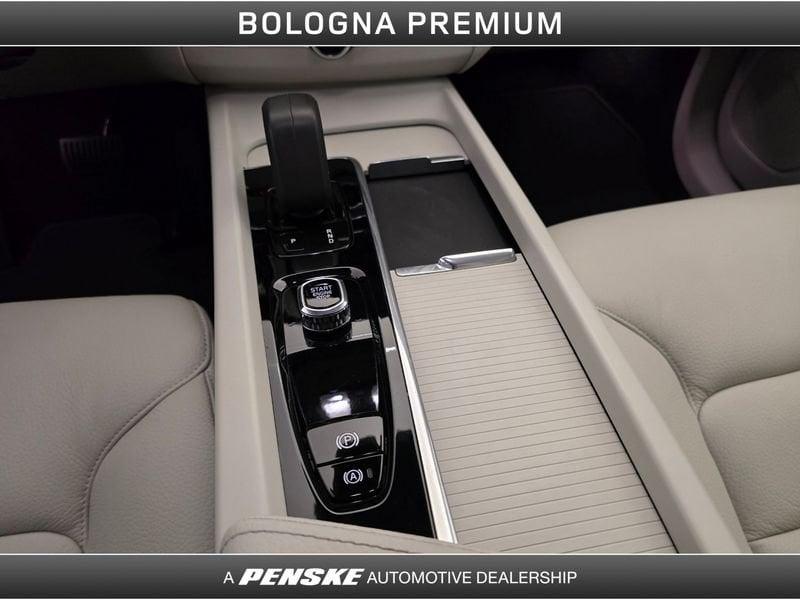 Volvo XC60 B4 (d) AWD Geartronic Momentum Pro