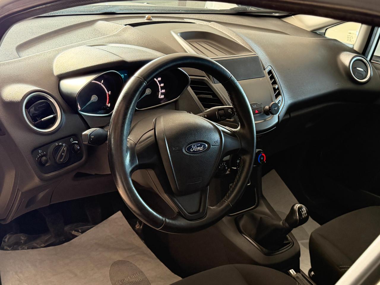 Ford Fiesta 1.5 TDCI 95 cv. 5 porte PLUS (Autocarro 4 posti N1)