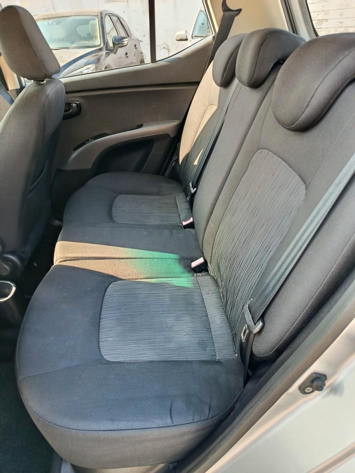 Hyundai i10 1.1 12V Fiorucci Soft Top-2011