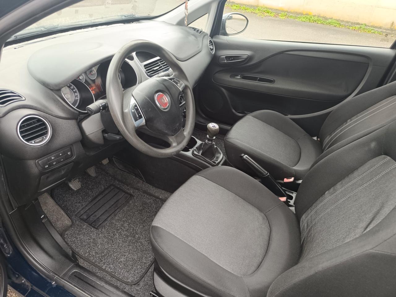 Fiat Punto 1.4 natural Power 2015 SOLO 134.000 KM