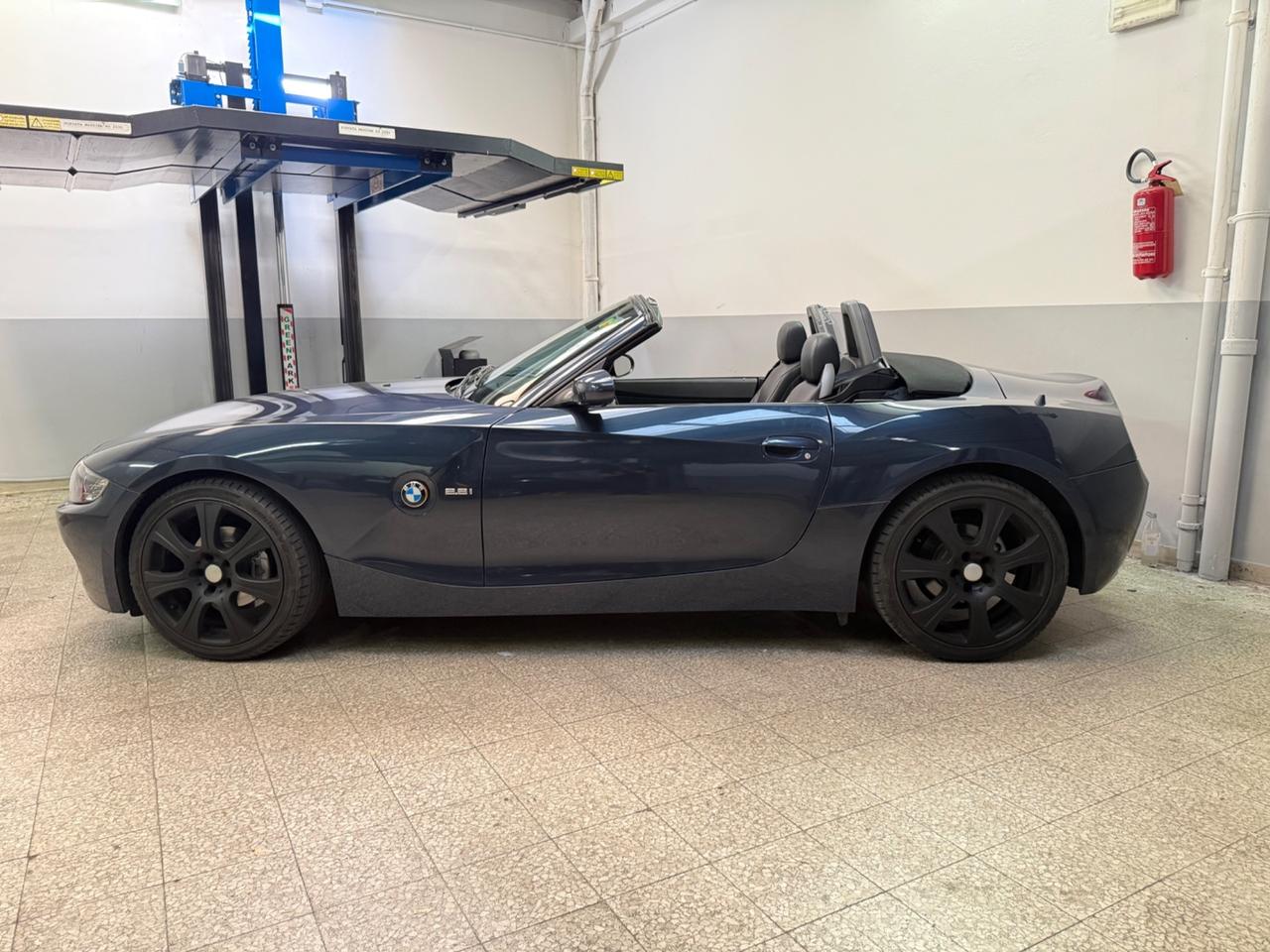 Bmw Z4 MANUALE-2.2 6CILINDRI -STORIC.TAGL.-CAPOTE REVIS.
