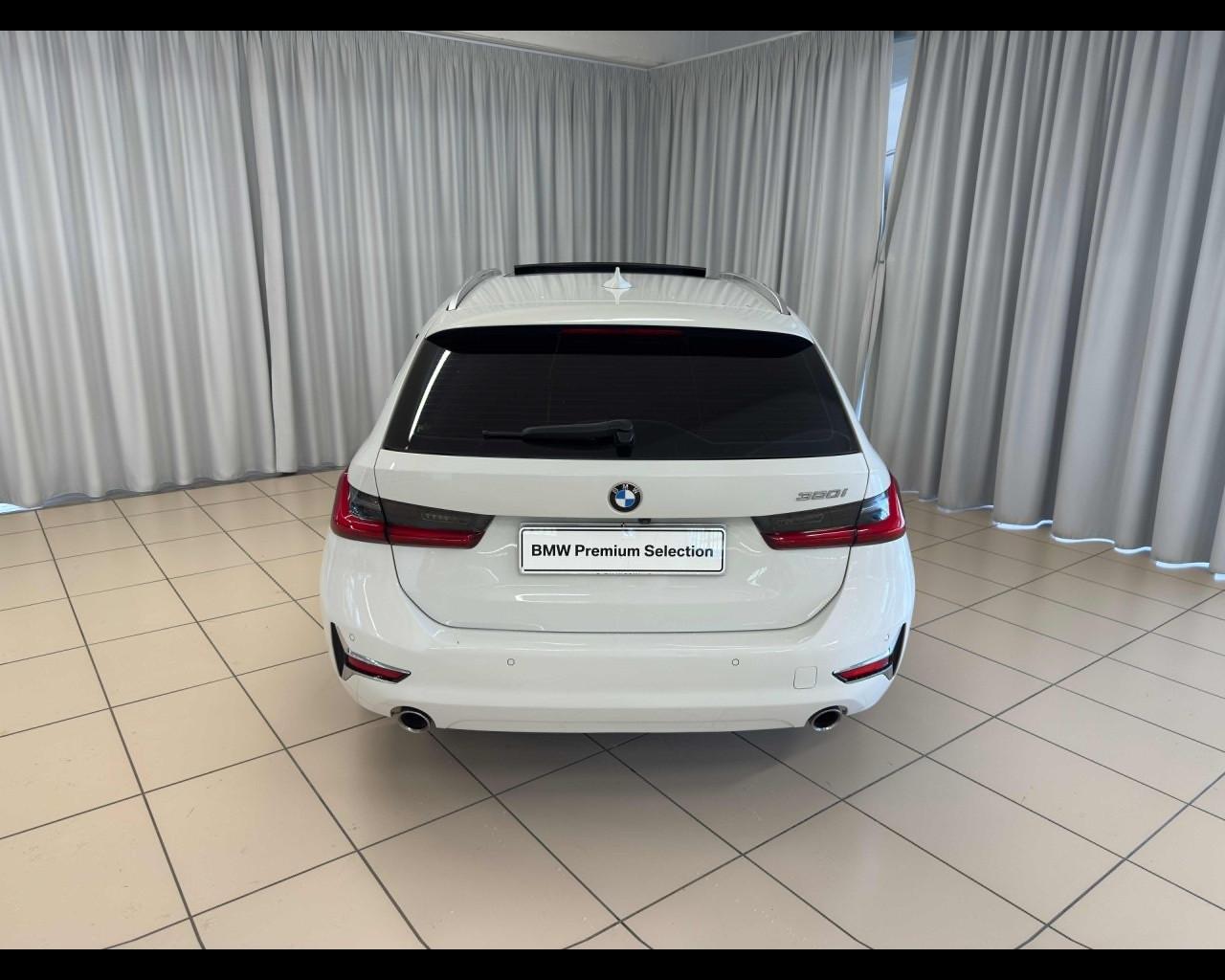 BMW Serie 3(G20/1-80/1) - 320i Touring Luxury