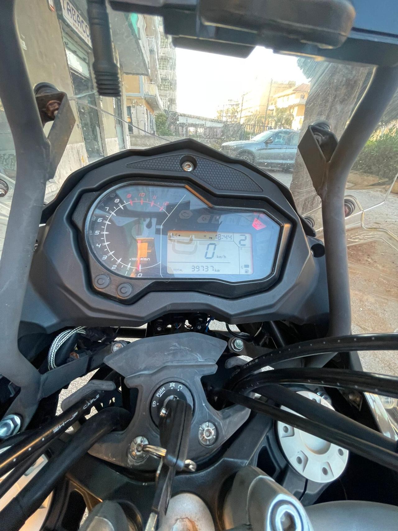 Benelli TRK 502