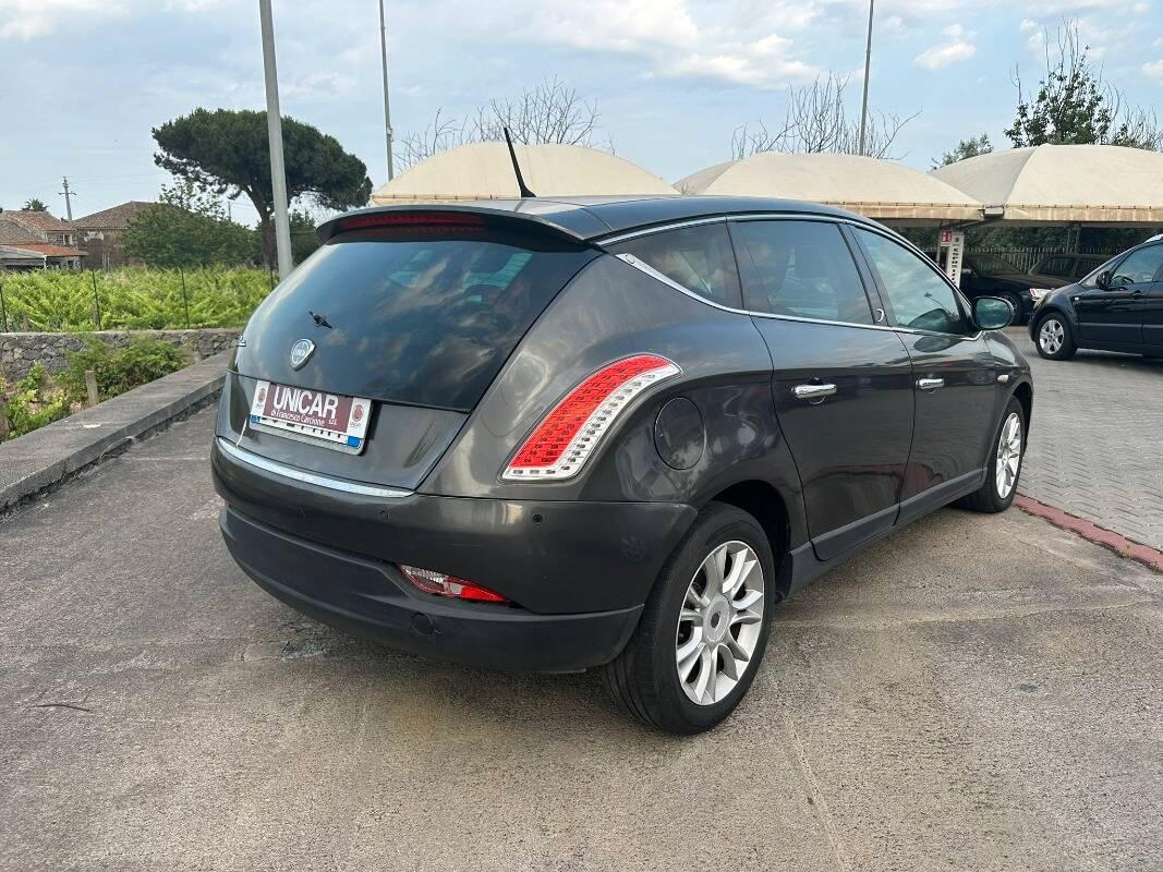 Lancia Delta 1.6 mjt Platino 120cv dpf