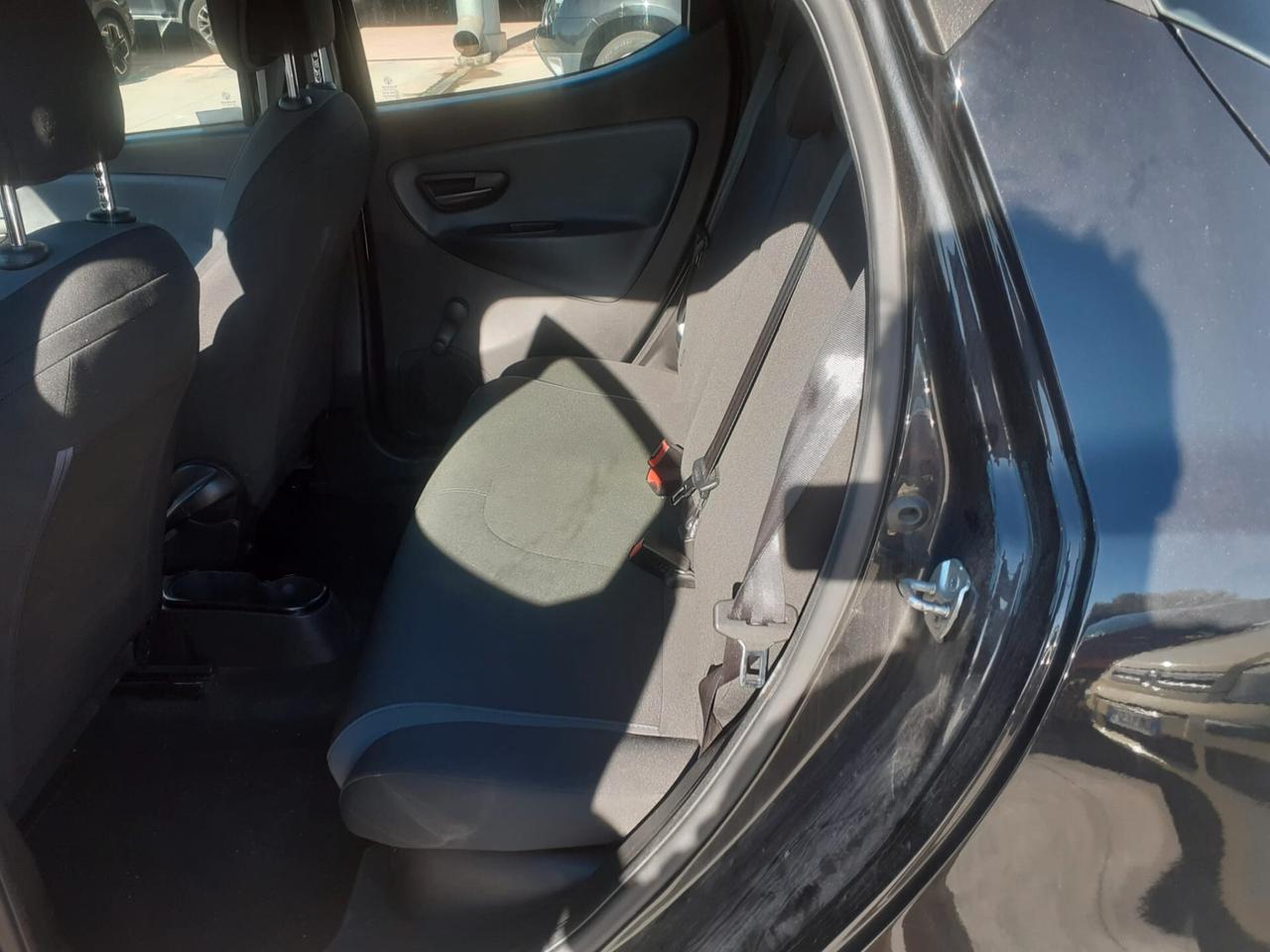 Lancia Ypsilon 1.2 69 CV GPL Gold - 2016