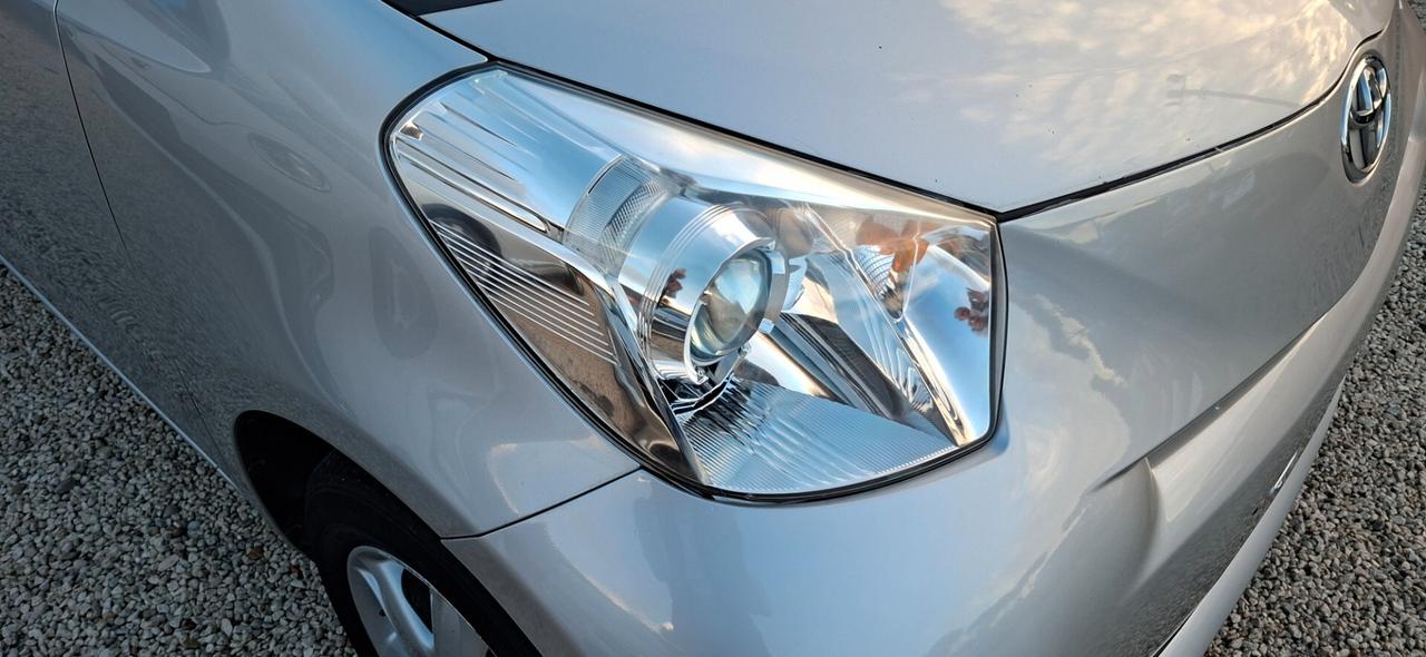 Toyota iQ 1.4 DIESEL GARANZ 12 MESI PREZZO REALE