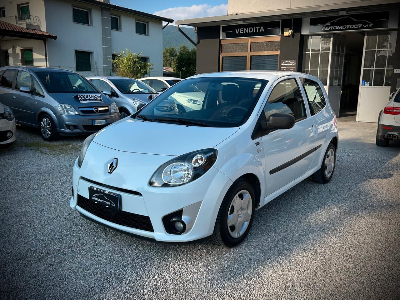 Renault Twingo 1.2 16V -UNIPROPRIETARIO-NEOPATENTATI