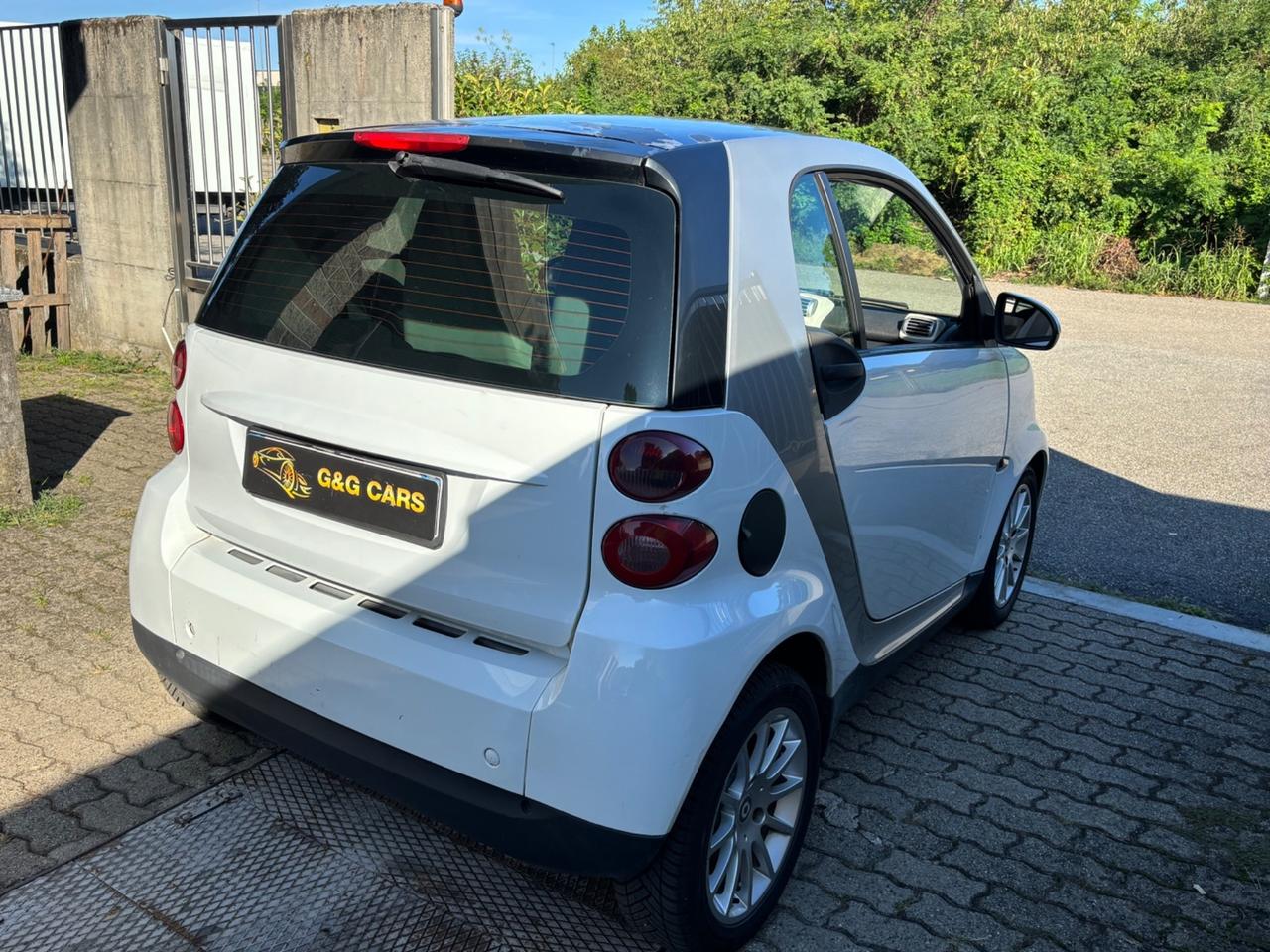Smart ForTwo 1000 52 kW coupé pure