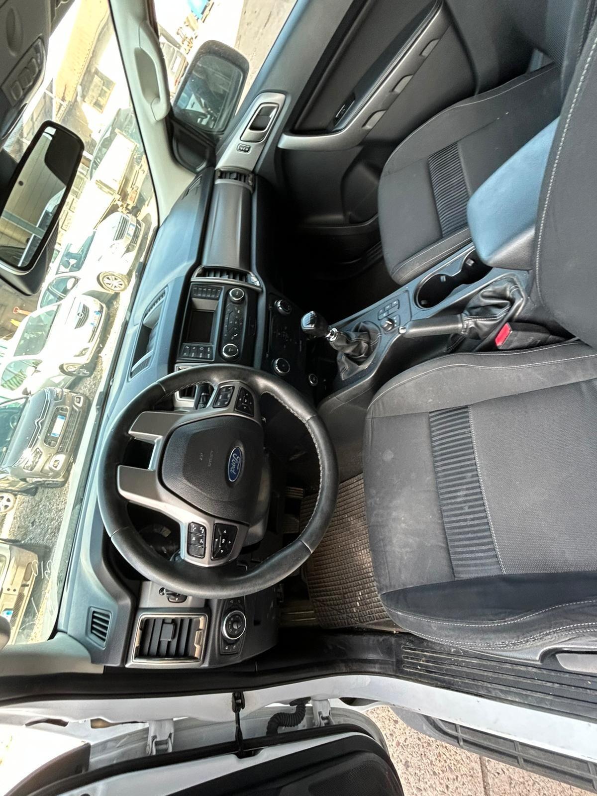 Ford Ranger 2.0 TDCi Super Cab XLT 4 posti