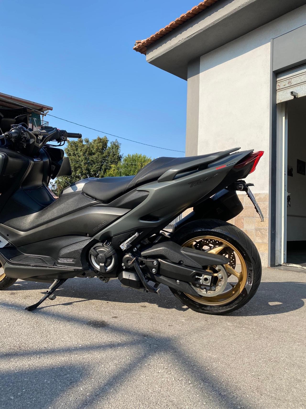 Yamaha TMAX 560 Tech Max