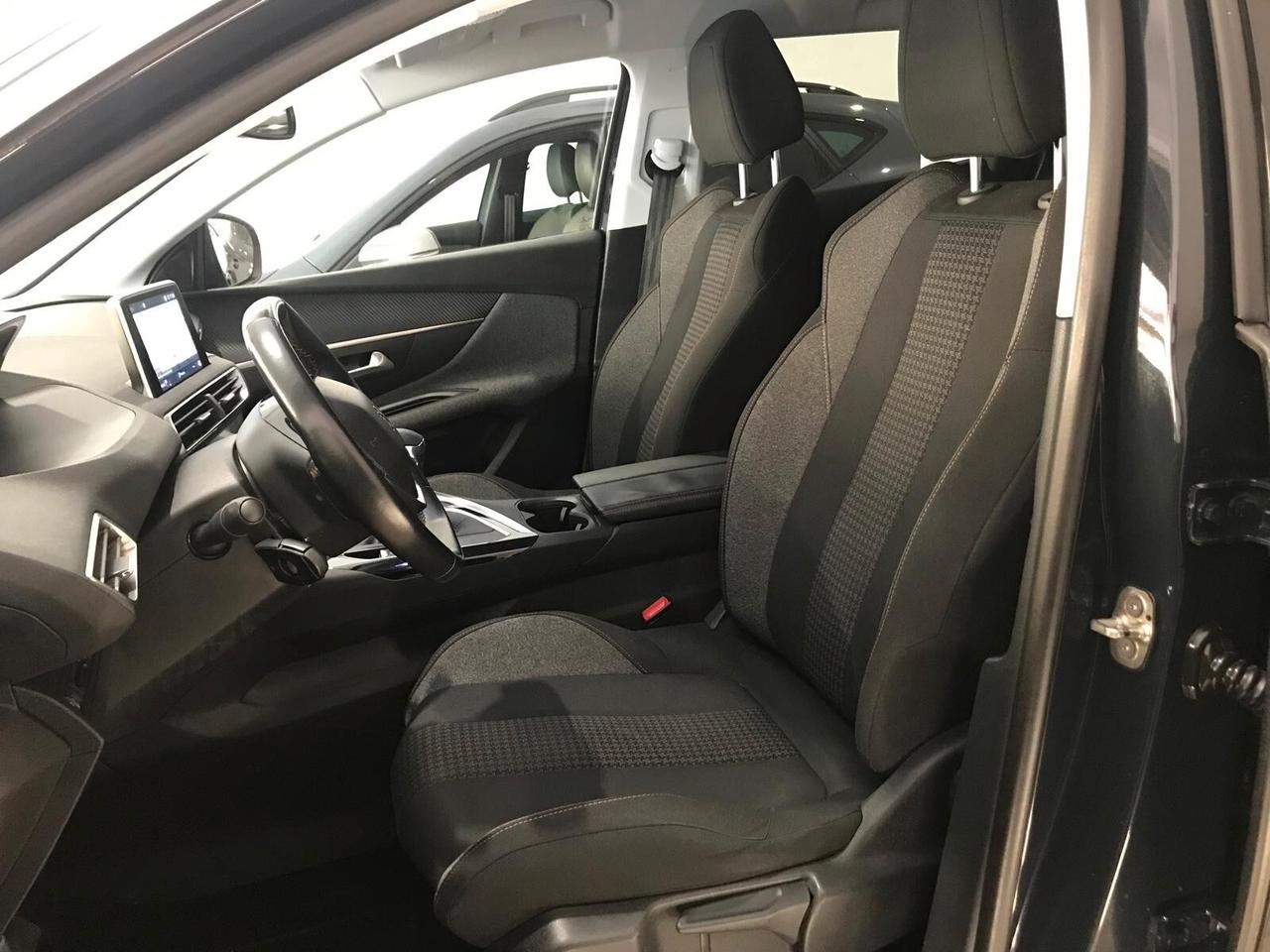 Peugeot 3008 BlueHDi 120cv Business km 95000
