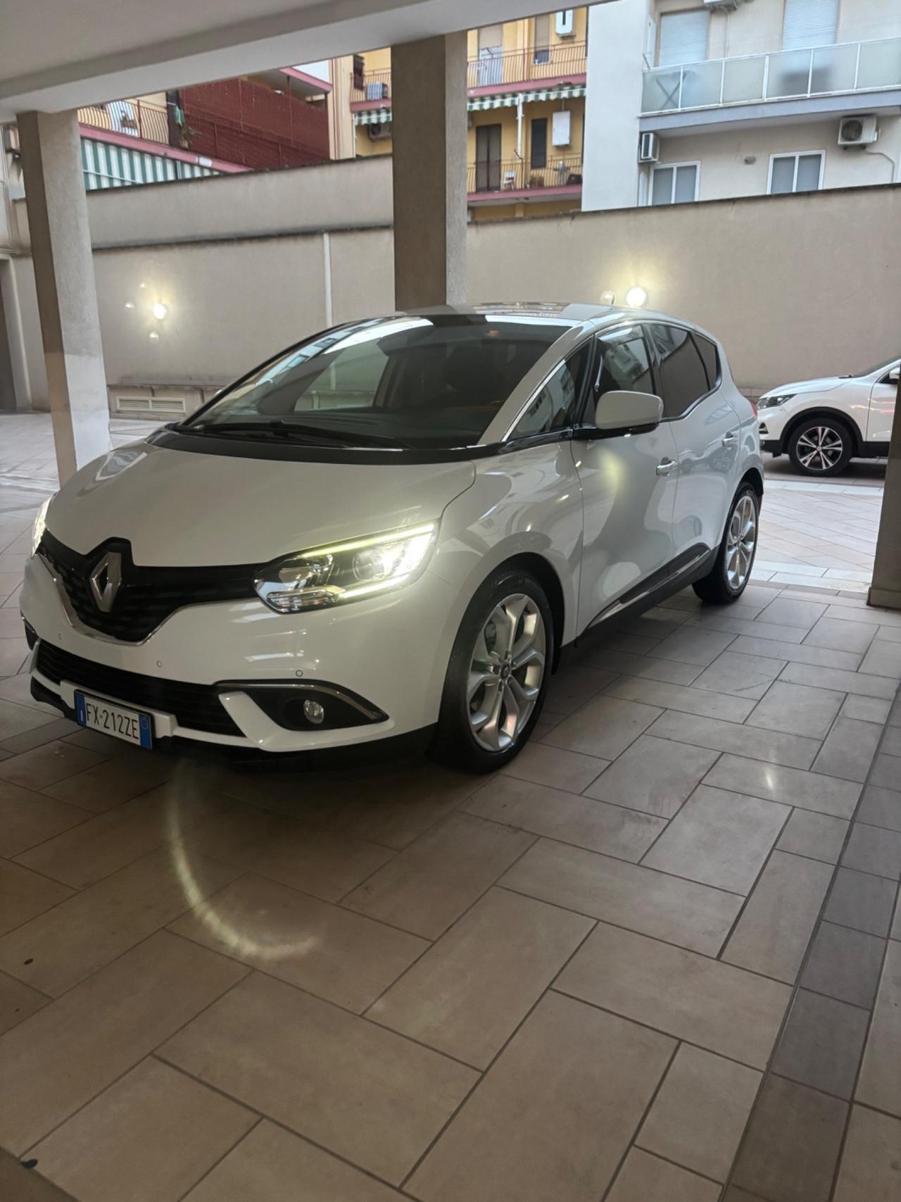 Renault Scenic Scénic Blue dCi 120 CV Sport Edition