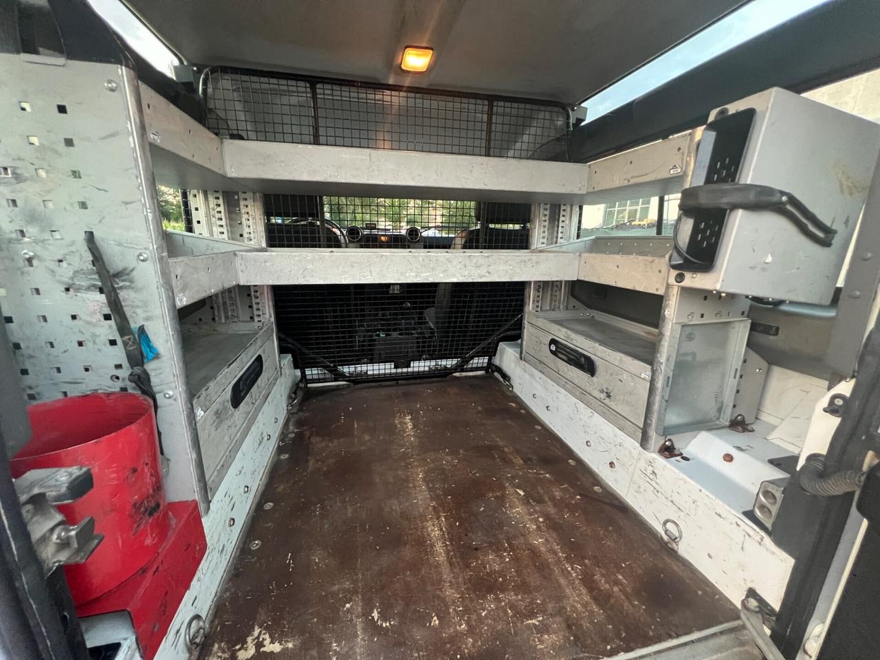 Land Rover Defender 90 2.2 TD4 Station Wagon E N1