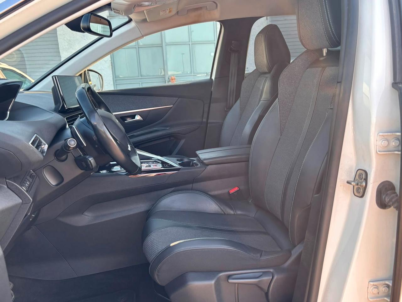Peugeot 3008 - 07/2021 AUTOCARRO N1 + IVA