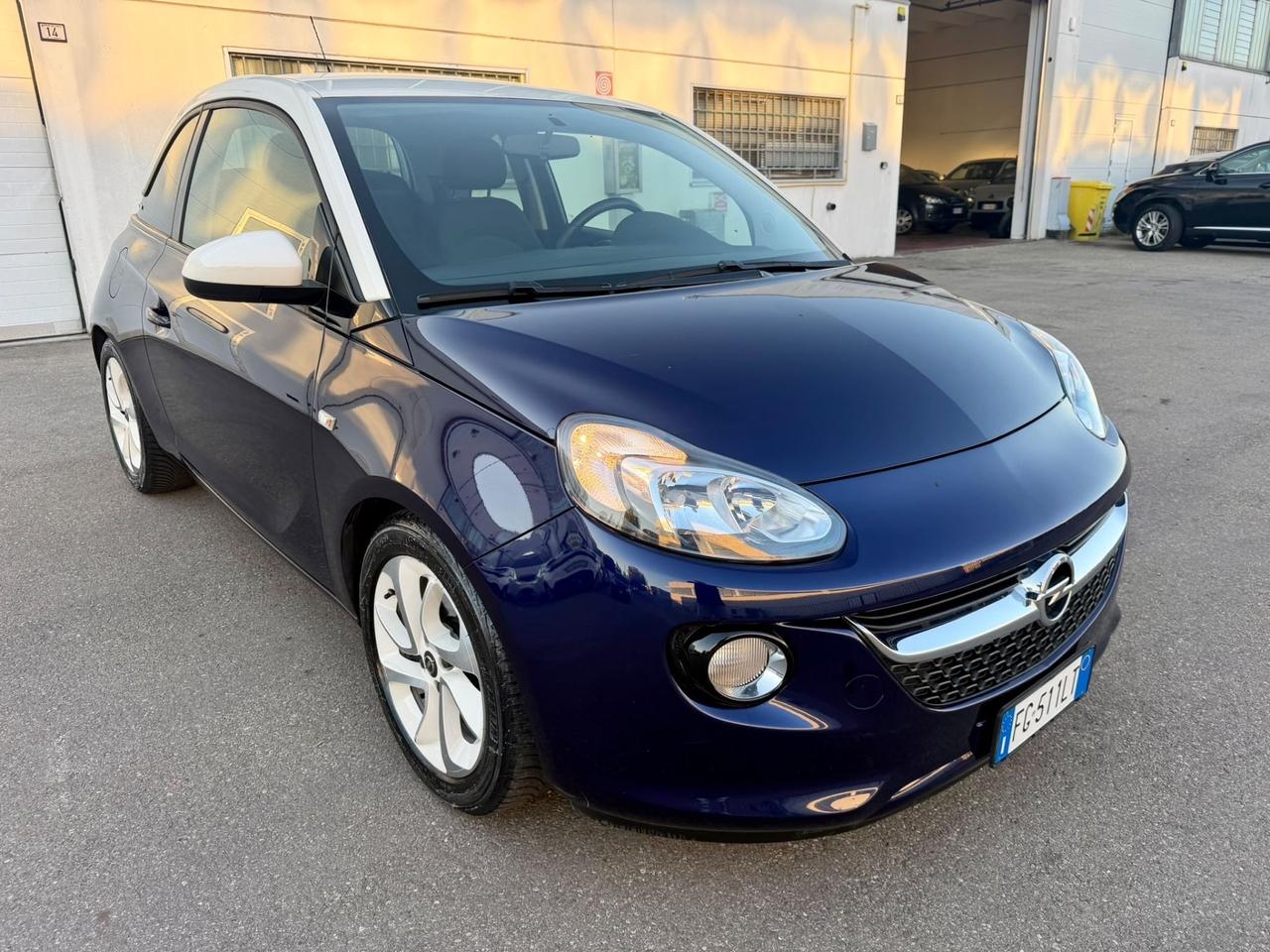 Opel Adam 1.2benz 2016 80.000km Euro6 per neopatentati