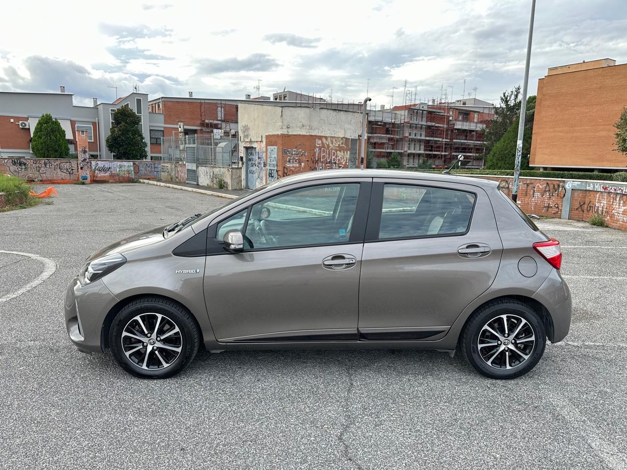 Toyota Yaris 1.5 Hybrid Active