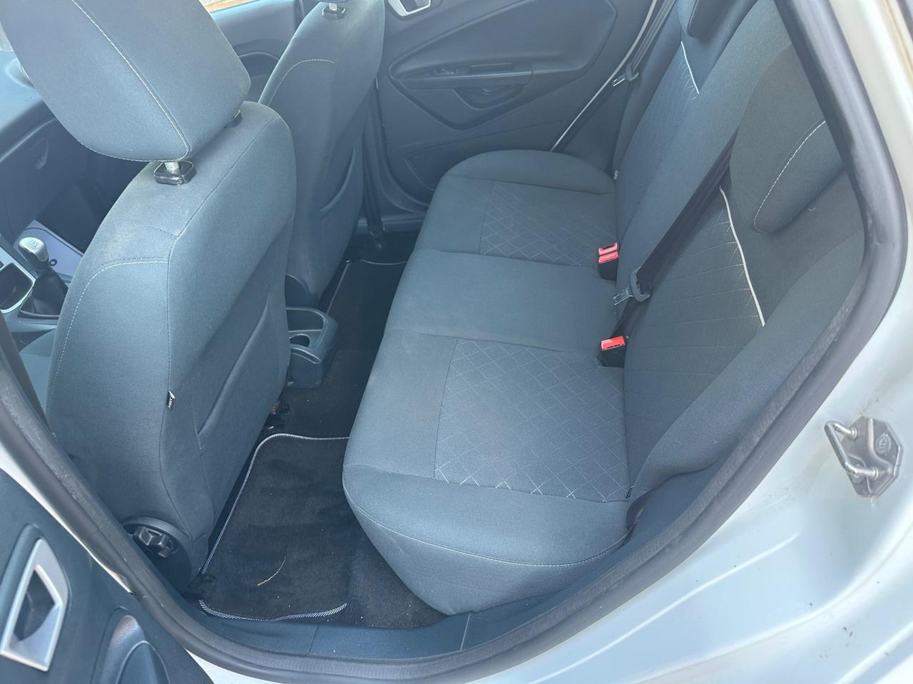 Ford Fiesta 1.4 16V 5p. Bz.- GPL Titanium Bs.