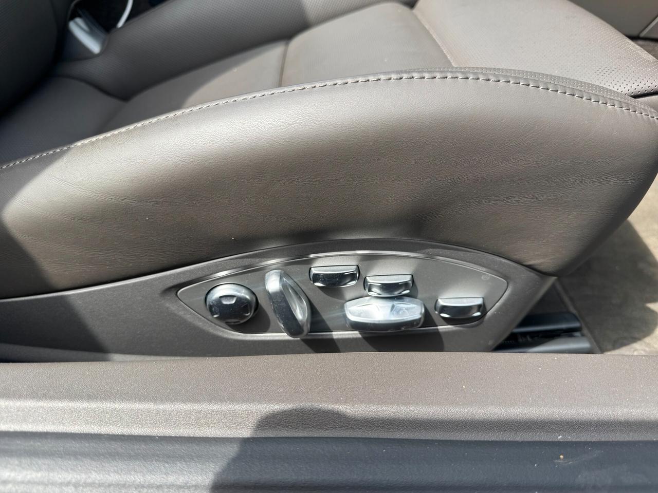 Porsche 911 Carrera Cabriolet (991.2) – Pari al Nuovo – Sport Chrono