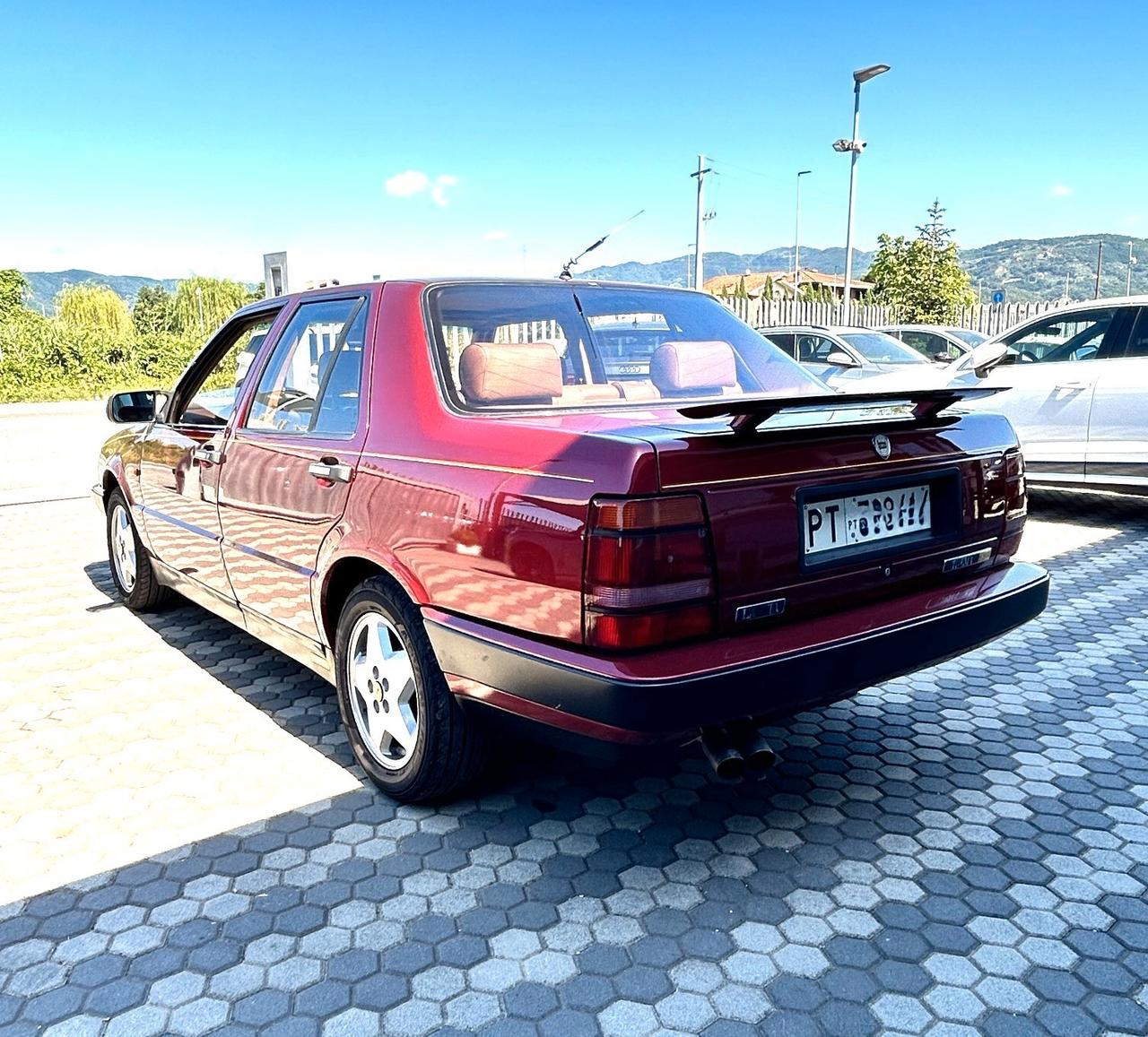 Lancia Thema 8.32 cat