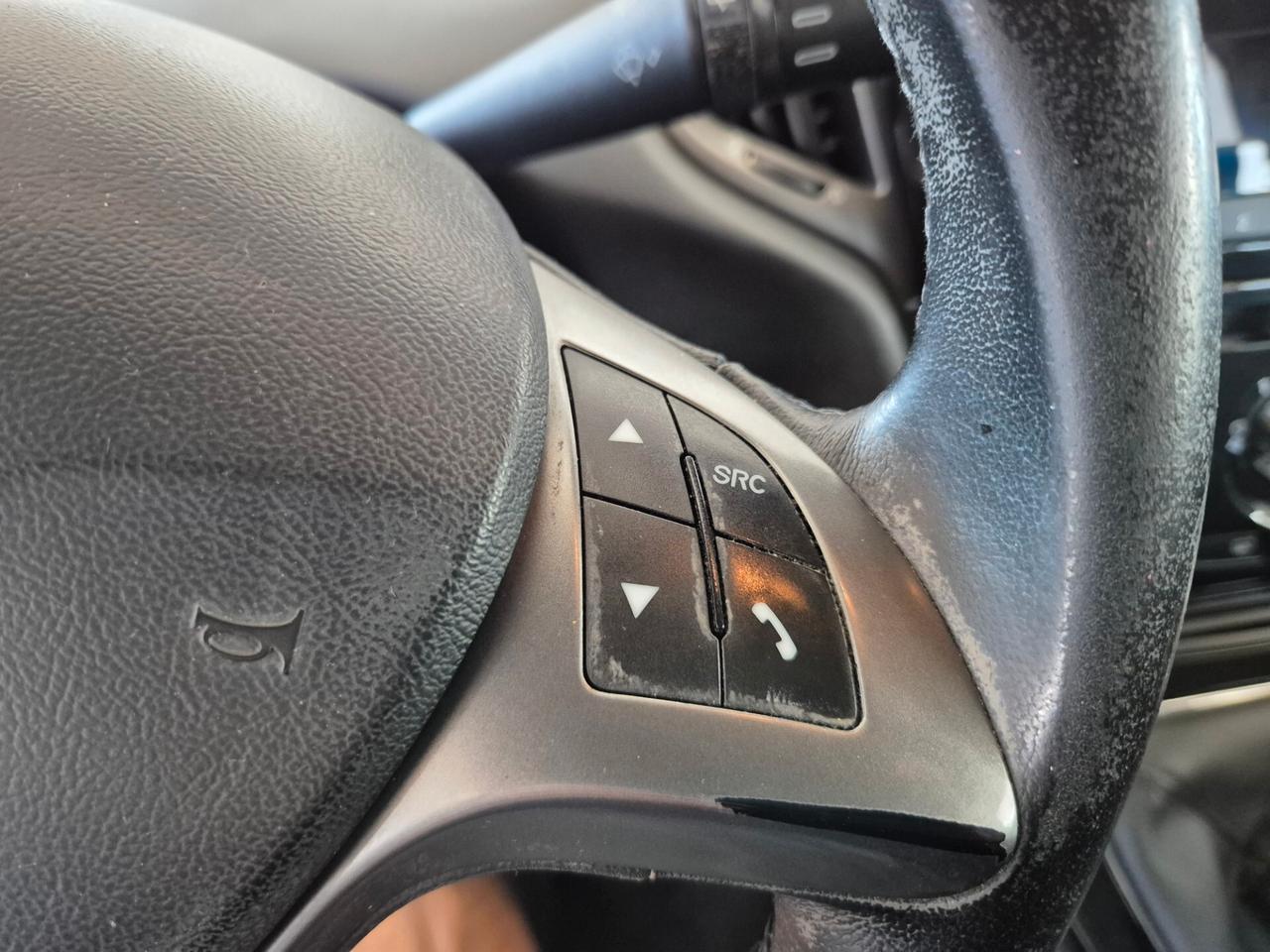Lancia Ypsilon 1.2 69 CV 5 porte S&S Gold
