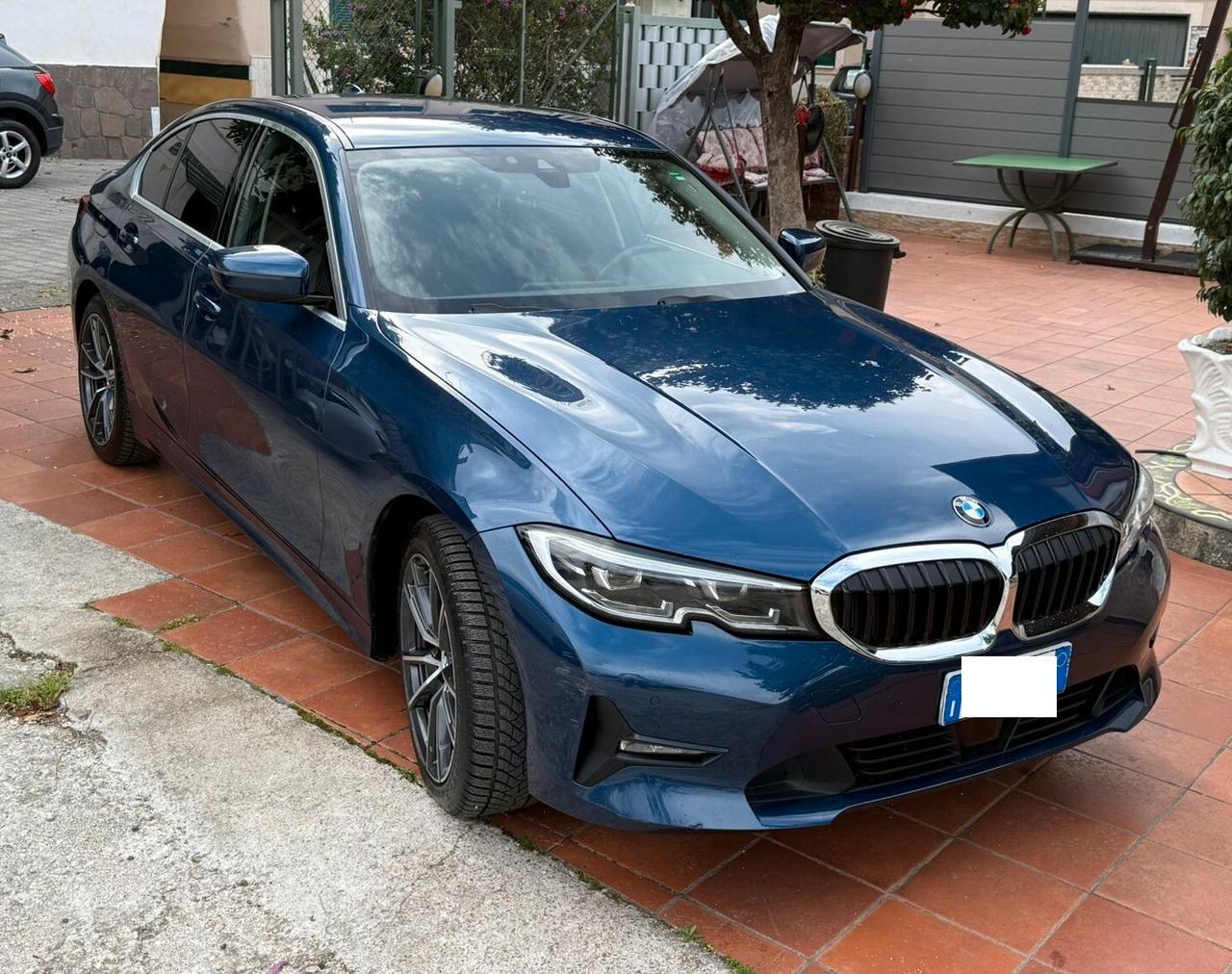 Bmw 318d 4p. mhev 48V Business Advantage