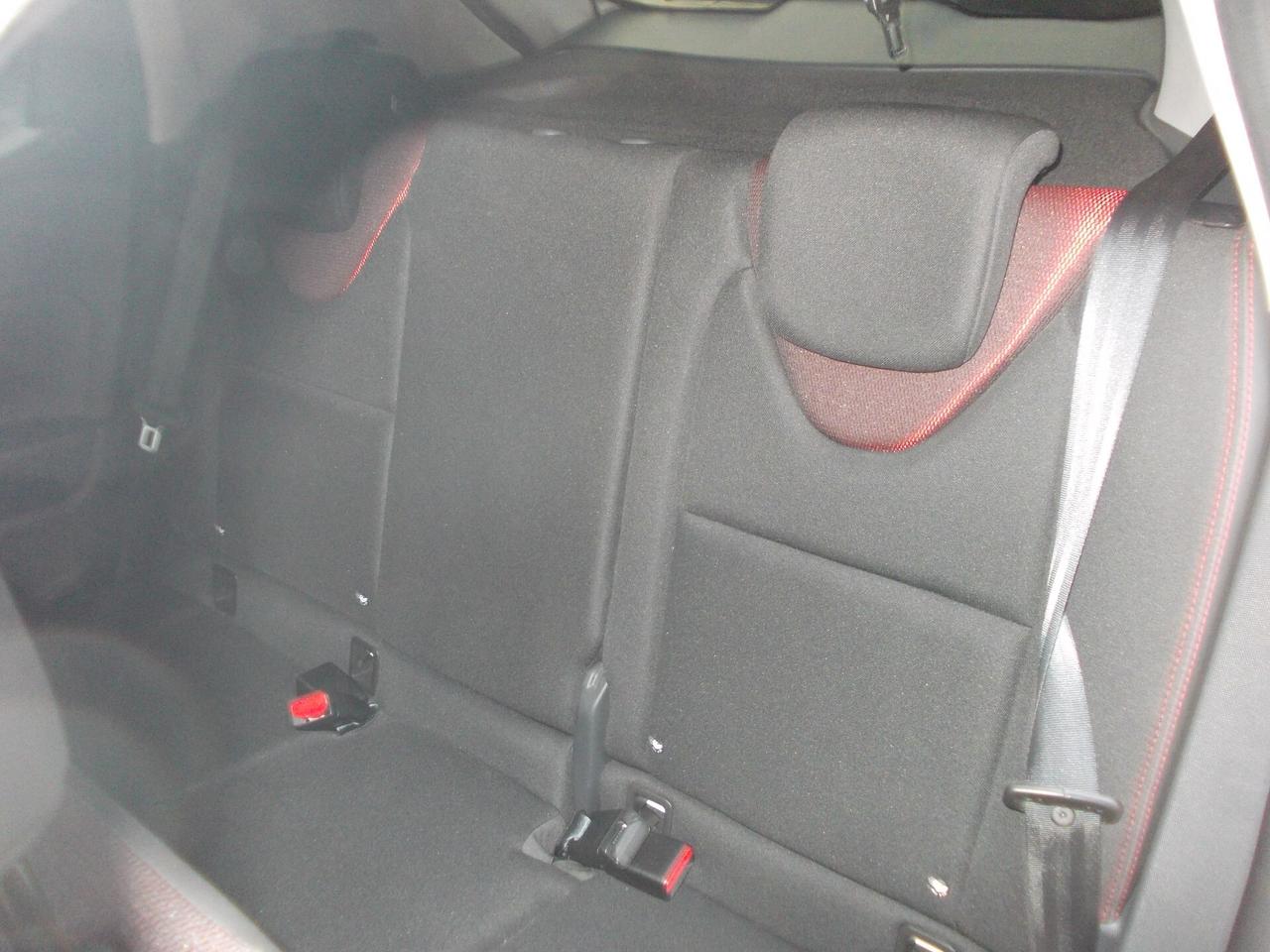 Renault Clio 1.2 SPORT16V-73CV 5 p.KM95602-SI NEOPATENTATI