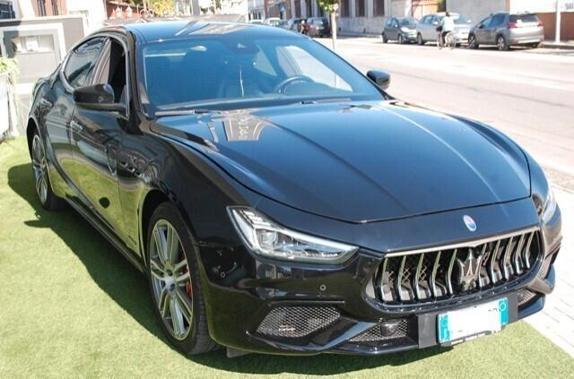 Maserati Ghibli 3.0 V6 ds Gransport 250CV auto my19 Uff Italy Pelle