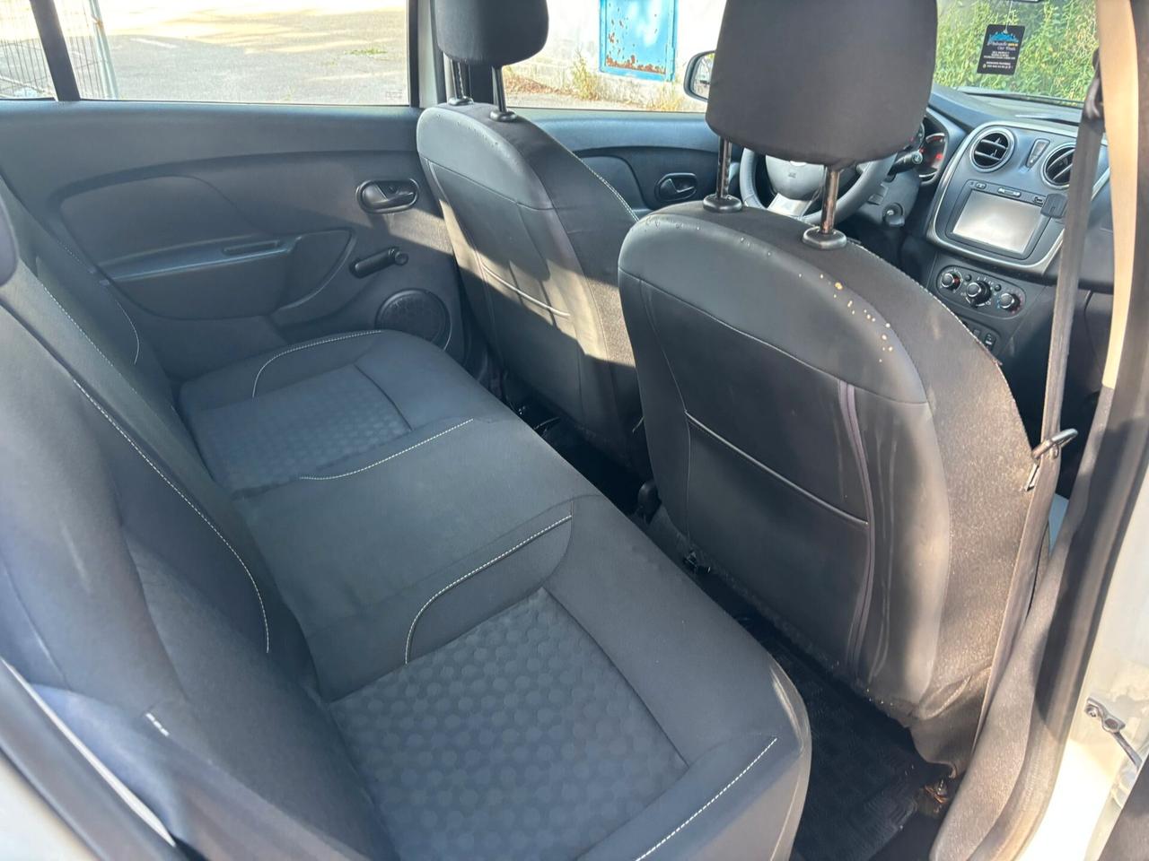 DACIA SANDERO 1.5 DCi Ambiance - 2014