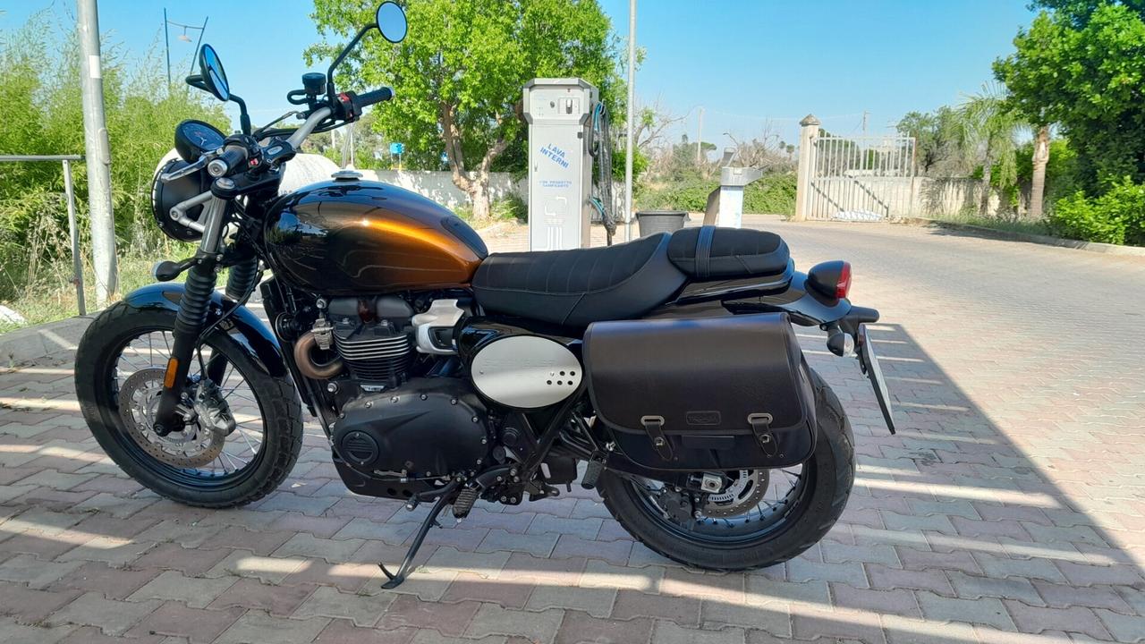 Triumph Scrambler 900 SCRAMBLER 900 CHROME EDITION