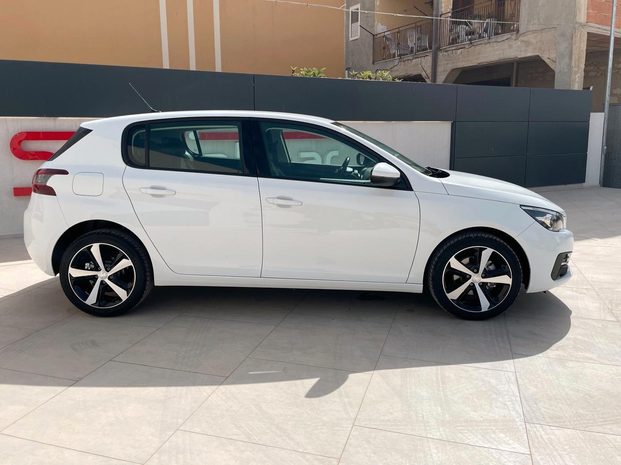 Peugeot 308 BlueHDi 130 S&S Allure