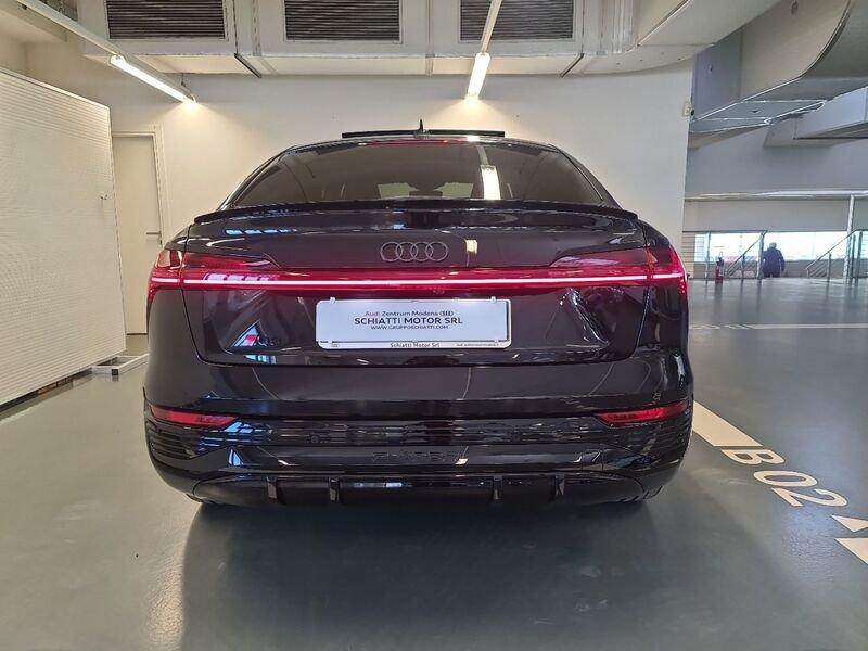 Audi Q8 e-tron SPB 55 quattro S line edition