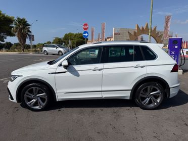 Volkswagen Tiguan 2.0 TDI 150 CV SCR DSG R-Line