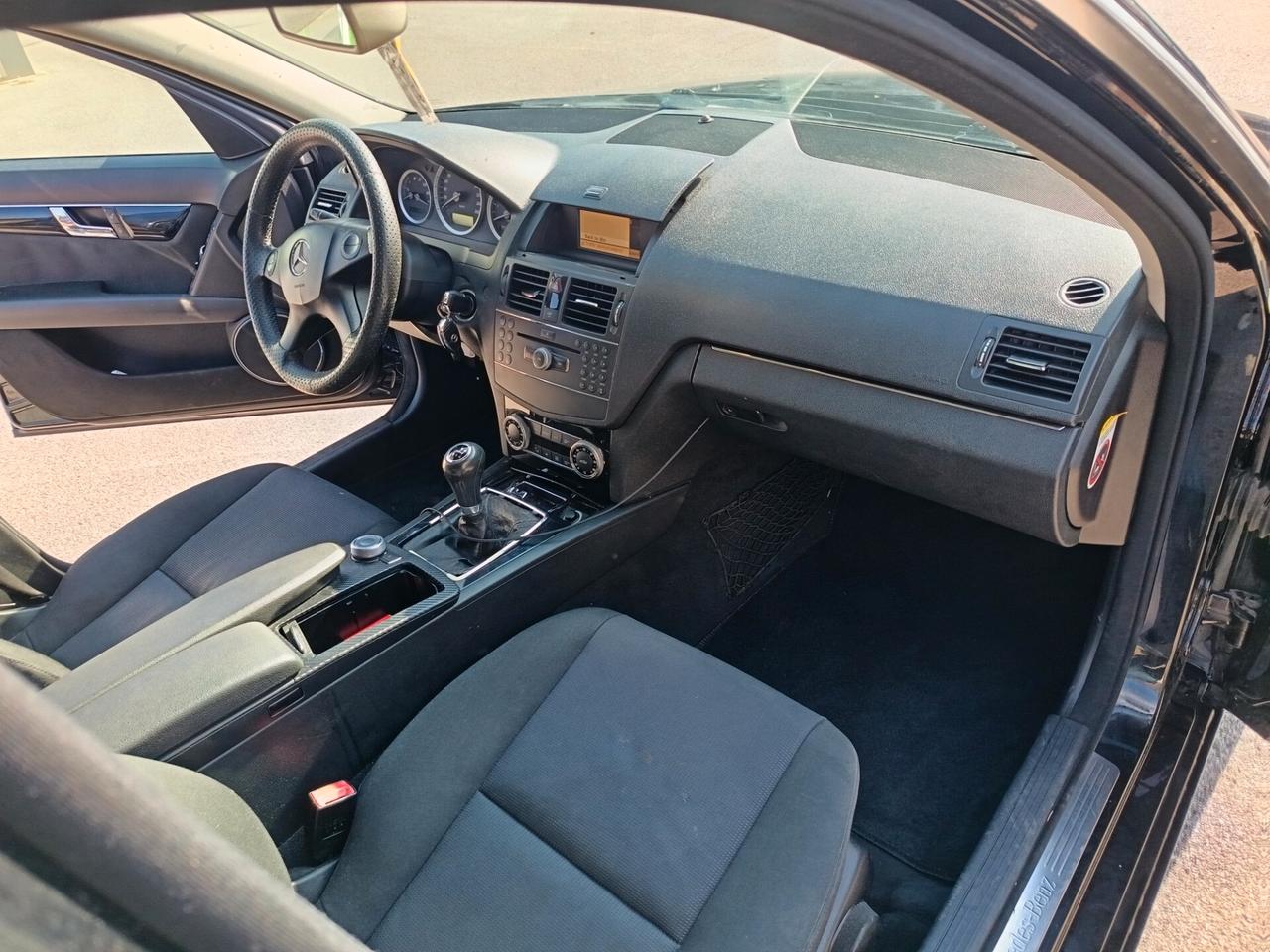Mercedes-benz C 220 2l CDI Avantgarde. 2008