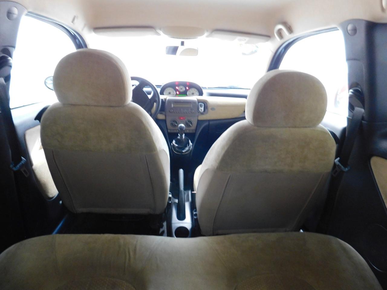 Lancia Ypsilon 1.2 Argento