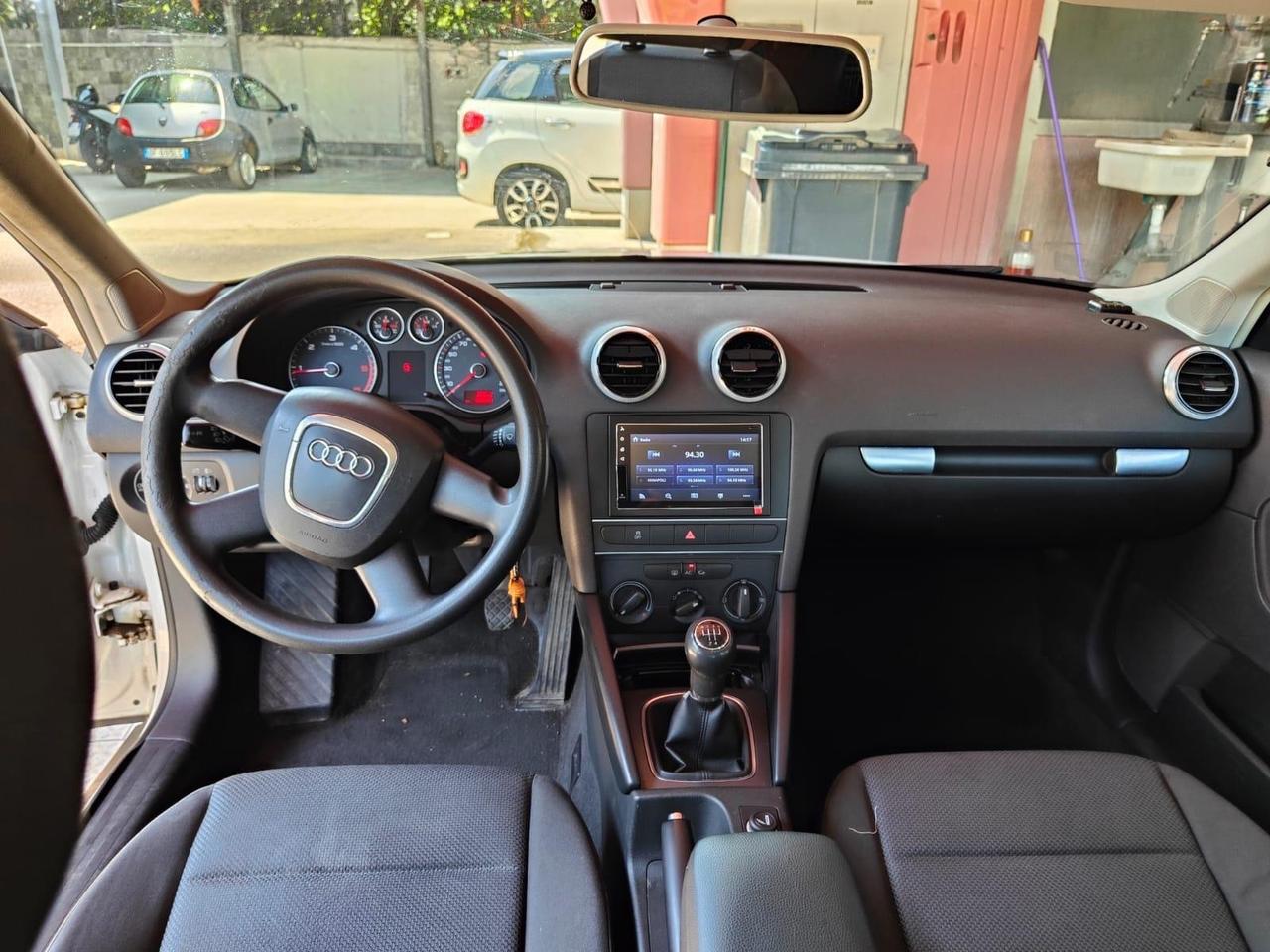 Audi A3 1.6 TDI 105 CV CR Ambiente