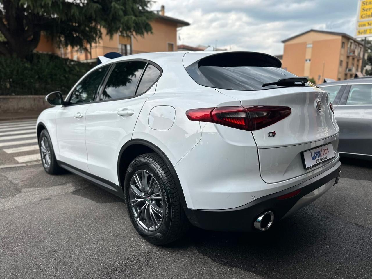 Alfa Romeo Stelvio 2.2 Turbodiesel 210 CV AT8 Q4 Super