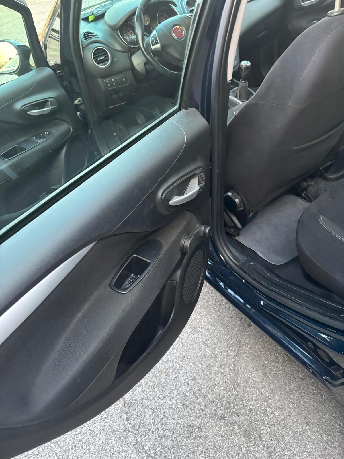 Fiat Punto 1.3 MJT II 75 CV 5 porte Lounge