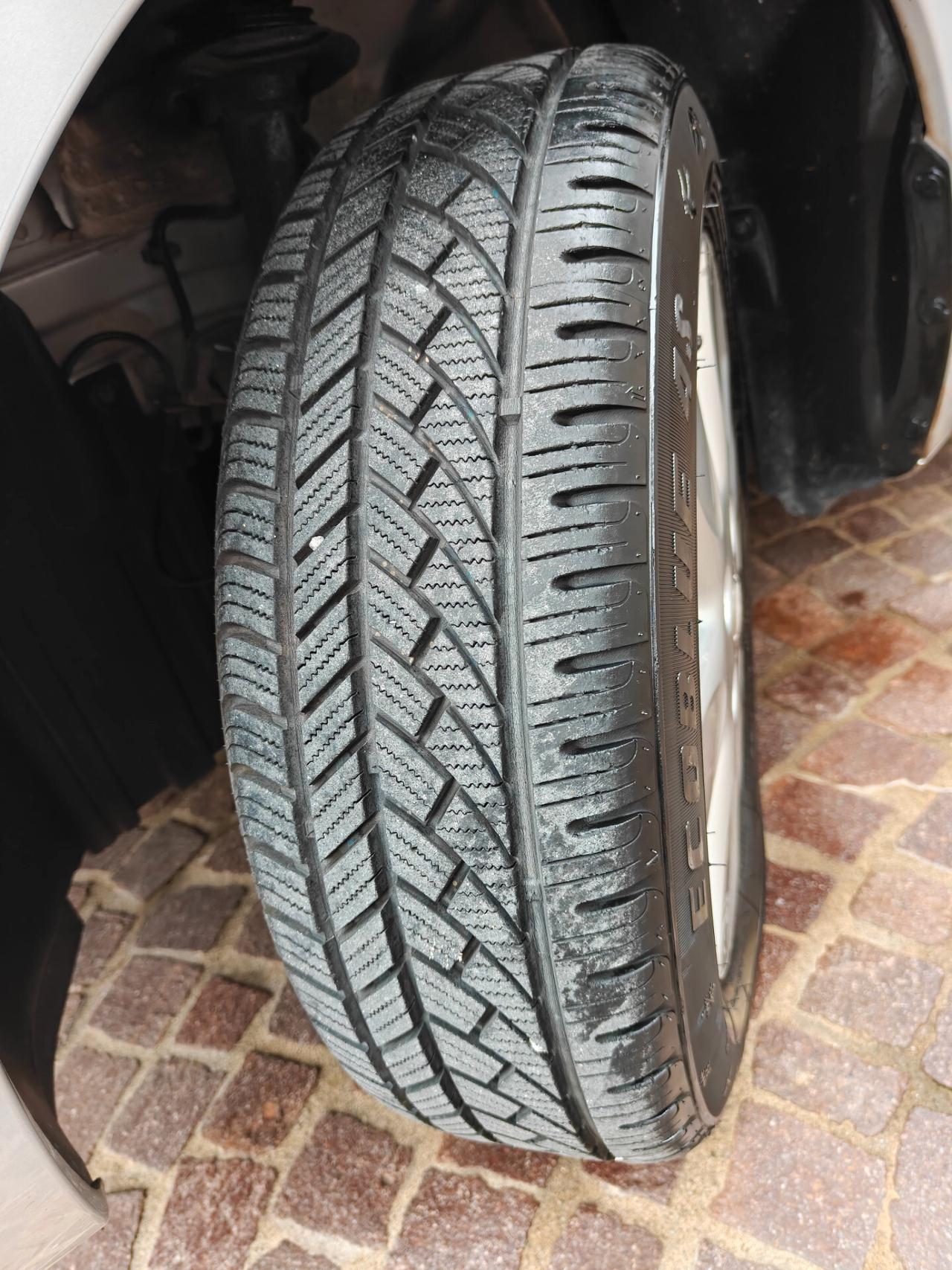 Nissan Micra 1.2 5 porte GPL Bifuel