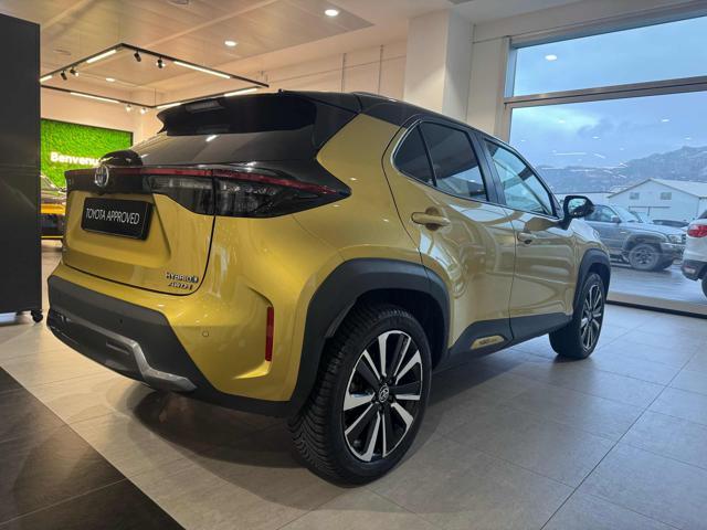 TOYOTA Yaris Cross 1.5 Hybrid 5p. E-CVT AWD-i Premiere