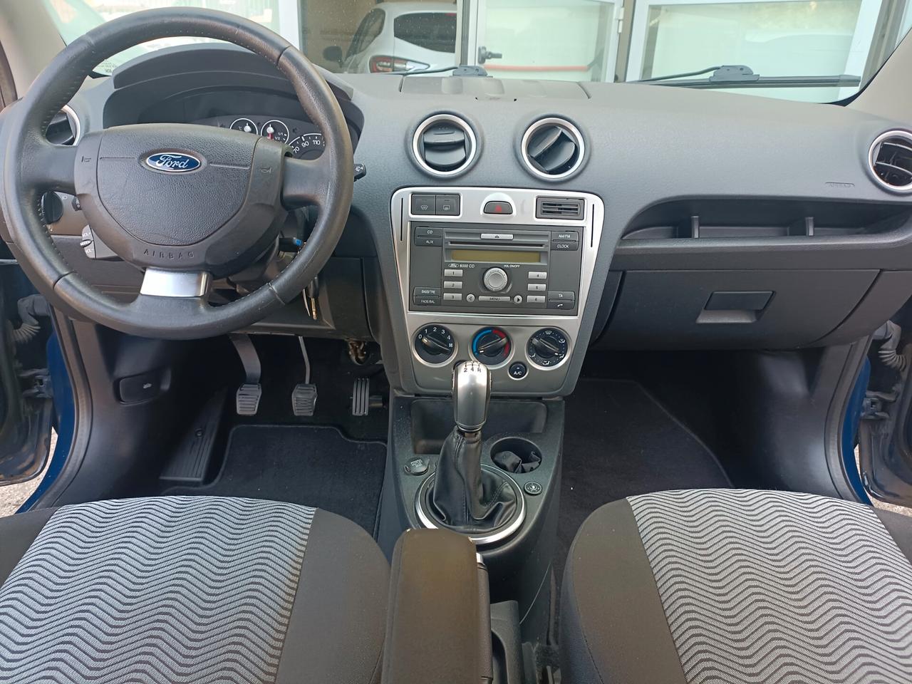 Ford Fusion 5p. GPL