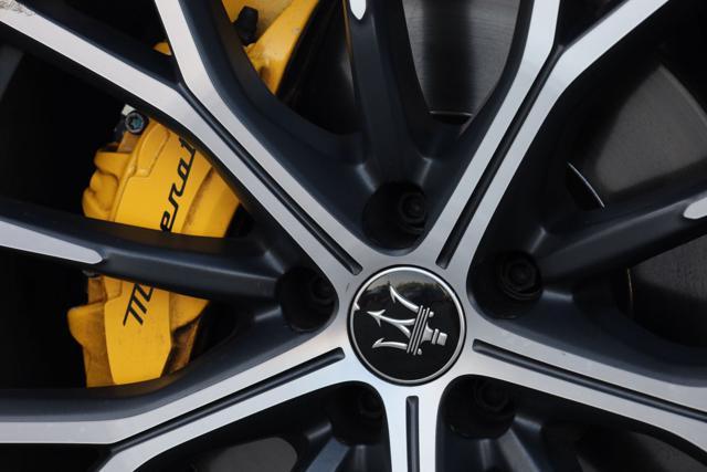 MASERATI Grecale MHEV 330 CV AWD MODENA Q4