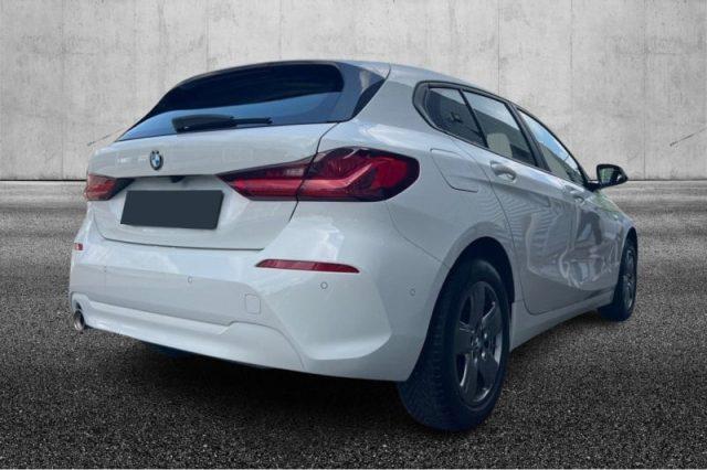 BMW 118 i 5p. Advantage