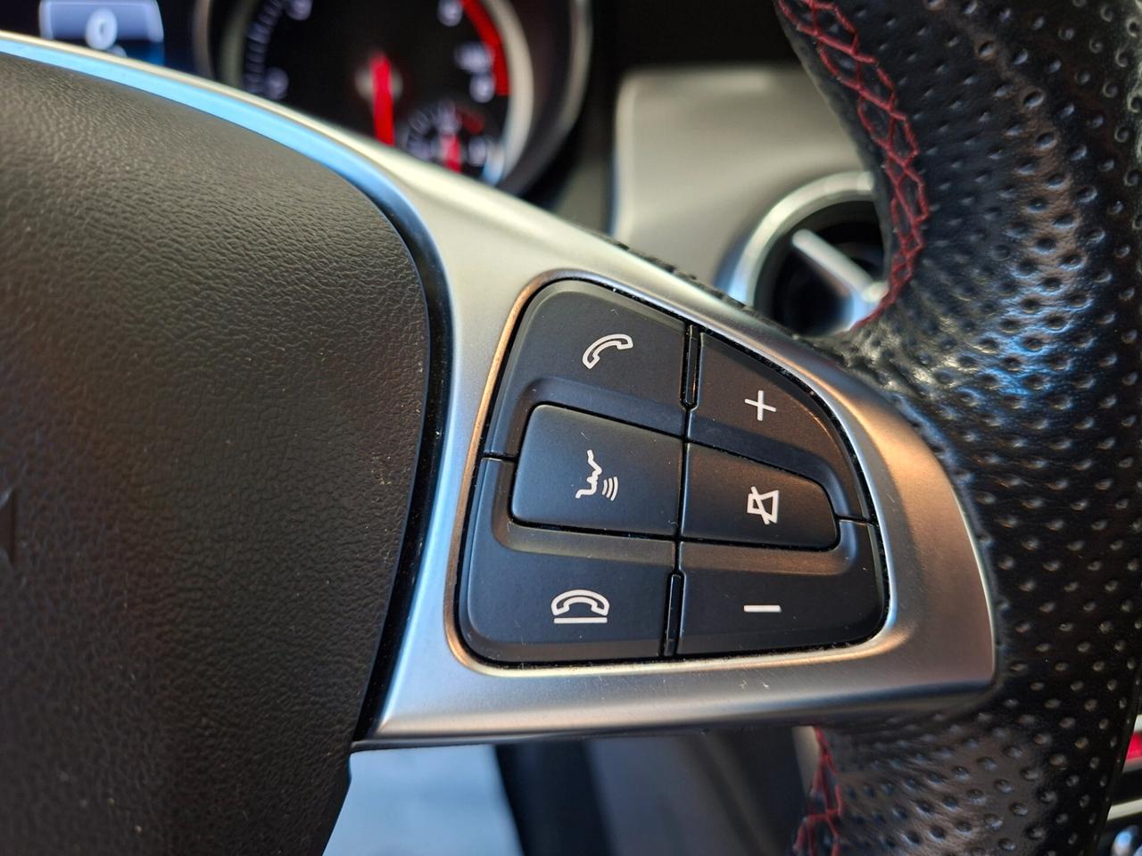 Mercedes-benz CLA 180 d Automatic Premium