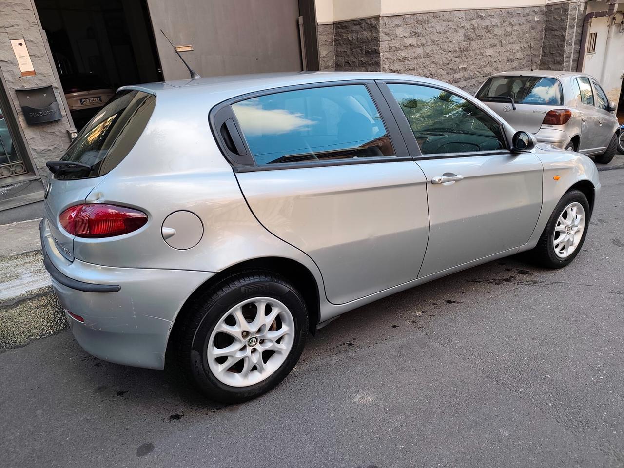 Alfa Romeo 147 1.6 benzina 91.000 km