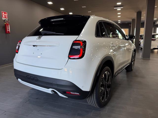 FIAT 600 KM0 LA PRIMA 100CV+CARPLAY WI-FI+18''+RCAM+2PDC