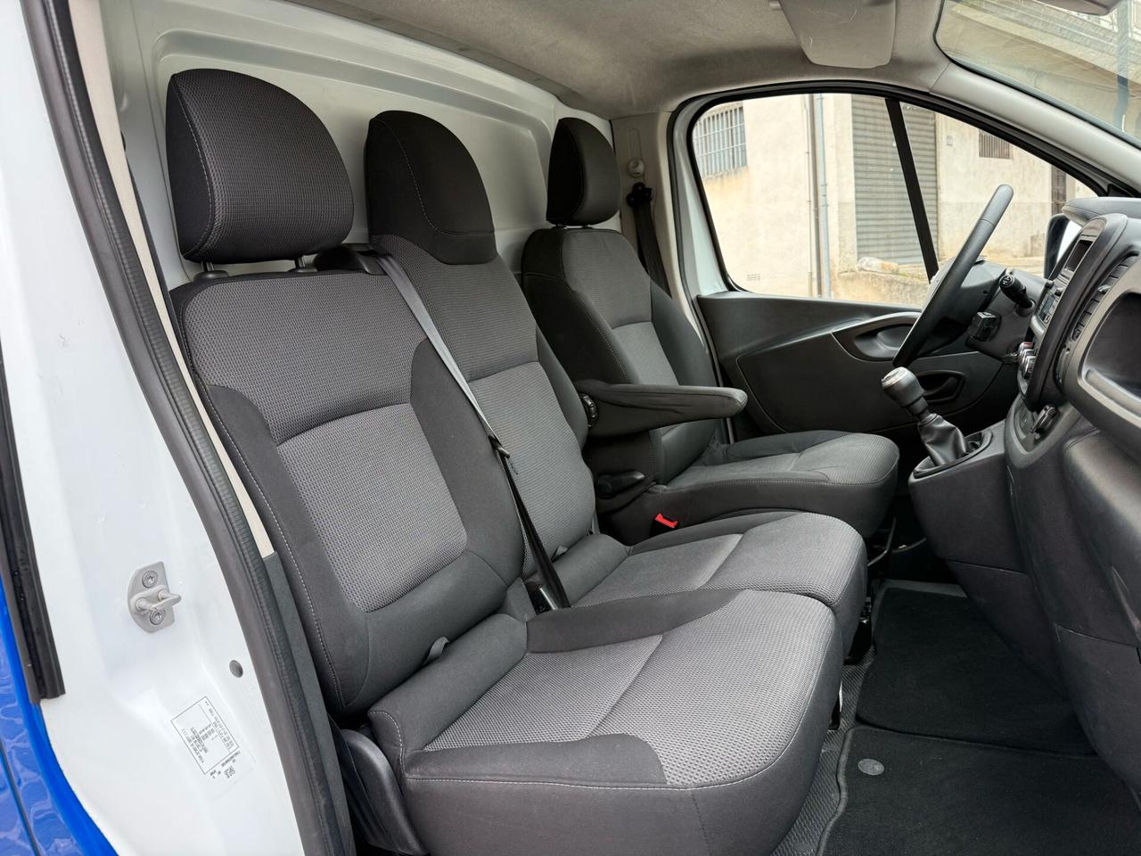 NISSAN NV300 2.0 DCI 120CV 2022