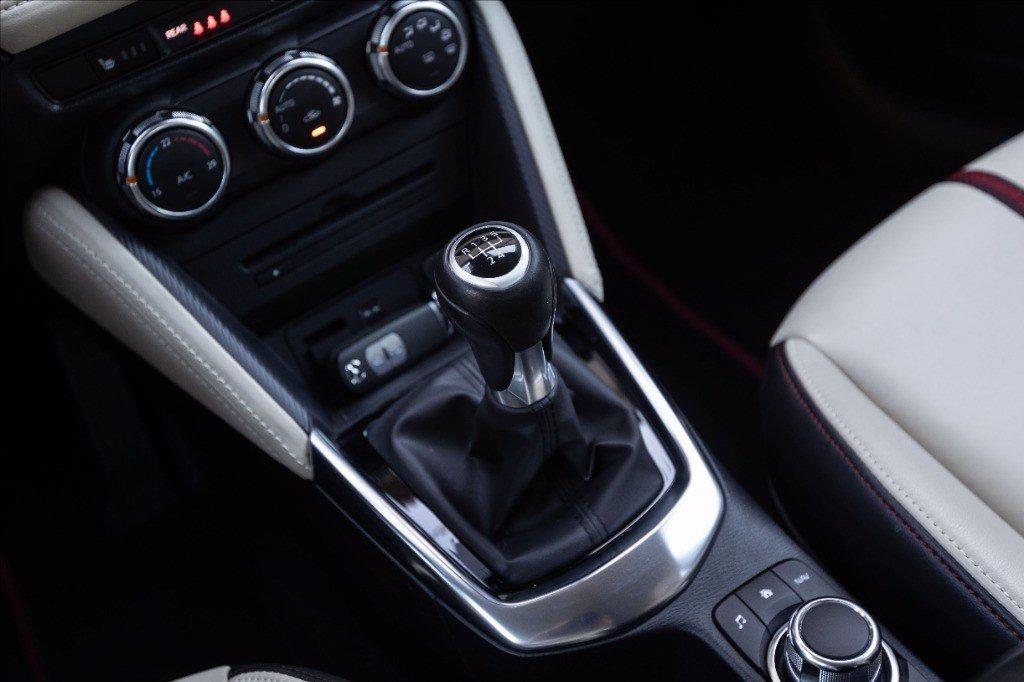 MAZDA 2 1.5 Exceed 90cv del 2015