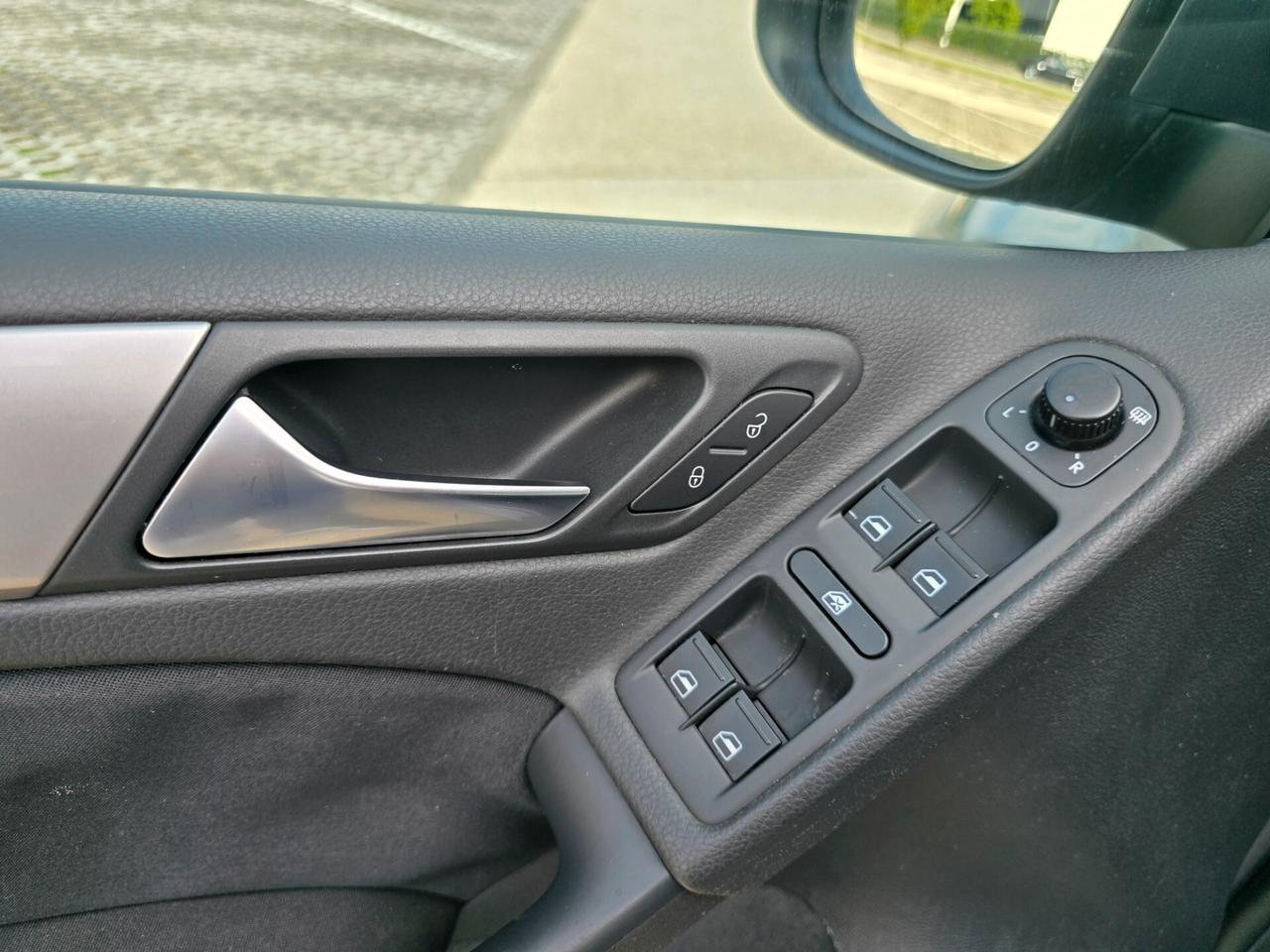 Vw Golf 2.0 TDI 110CV DPF Trendline ok Neopatentati