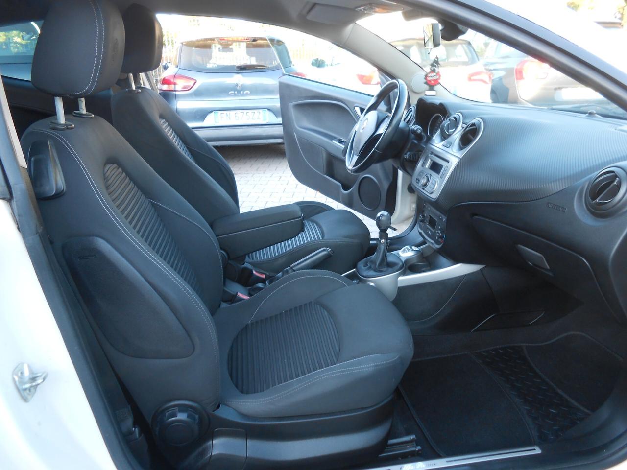 Alfa Romeo MiTo 1.3 JTDm-2 95 CV S&S Distinctive